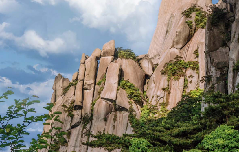 Notice on the Application for the 2026 Annual Free Admission Card for Non-Qianshan Residents Working in Qianshan at Tianzhushan Scenic Area