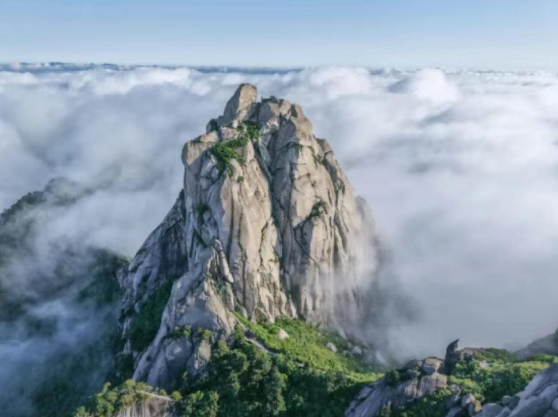 Escape to 20°C Tianzhushan This Midsummer and Let Li Bai’s Fairyland of Coolness Heal Your Summer Heat!
